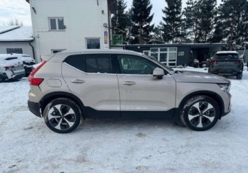 Volvo XC40 2024 Volvo XC 40 2024 Volvo XC40 B5 4x4 - w Polsce po oplatach i akcyzie 2.0