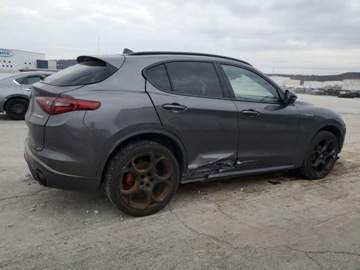 Alfa Romeo Stelvio SUV Facelifting 2.0 Turbo 280KM 2022 Alfa Romeo Stelvio 2022, 2.0L, 4x4, TI, od ubezpieczalni 2.0 Benzyna 280KM, zdjęcie 3