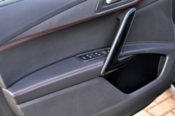 Peugeot 508 I SW Facelifting 2.0 BlueHDi 150KM 2015 Peugeot 508 SW 2,0 HDI 150 KM GT-Line JBL Navi, zdjęcie 15