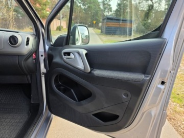 Citroen Berlingo II 2016 Citroen Berlingo MultiSpace 1.6HDI Automat 1- Wlasciciel Nowy Rozrzad Sprz, zdjęcie 33