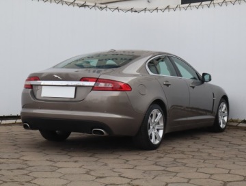 Jaguar XF I Sedan 2.7 BiTurbo D 207KM 2008 Jaguar XF 2.7 D, 203 KM, Automat, Navi, Xenon, zdjęcie 4