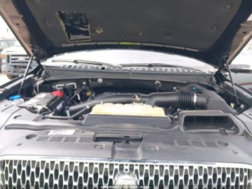 Lincoln Navigator III 2019 Lincoln Navigator Black Label 2019 3.5l 3.5 Benzyna 450KM, zdjęcie 5