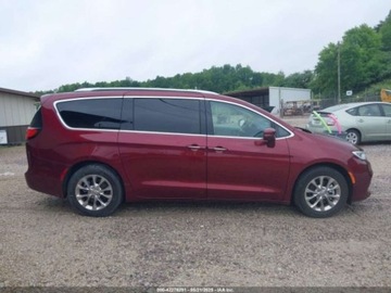 Chrysler Pacifica II 2021 Chrysler Pacifica Touring L 2021 3.6l 3.6 Benzyna 287KM, zdjęcie 6