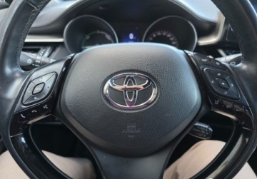 Toyota C-HR I 2018 Toyota C-HR Toyota C-HR 1.8 Hybrid Selection Fv Marza Salon PL ASO, zdjęcie 10