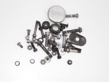 YAMAHA XJR 1300 РАЗБОРКА ВИНТЫ ОРИГИНАЛ