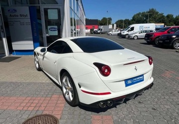Ferrari California 2017 Ferrari California Ferrari California 3.9 Benzyna 560KM, zdjęcie 5