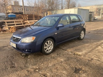Kia Cerato Sedan 2.0 i 16V 143KM 2005 KIA CERATO liftback 2.0 143 KM