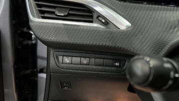 Peugeot 3008 I Crossover 1.6 HDi FAP 115KM 2013 Peugeot 3008 Panorama dach Nawigacja 1.6 Diesel 115KM, zdjęcie 32