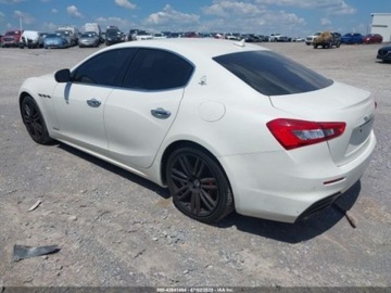 Maserati Ghibli III 2019 Maserati Ghibli Grandsport 3.0 Benzyna 345KM, zdjęcie 2