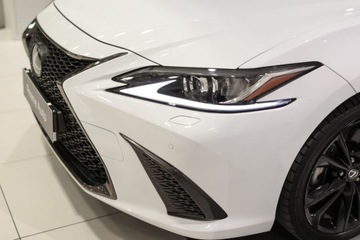 Lexus ES VII (XV70) Sedan Facelifting 300h 218KM 2023 Lexus ES 300h F Sport Design 2.5 Hybryda 218KM, zdjęcie 25