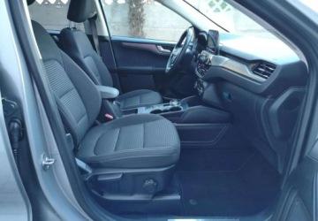 Ford Kuga III 2020 Ford Kuga Ford Kuga 1.5 EcoBlue TITANIUM 1.5 Diesel 120KM, zdjęcie 14