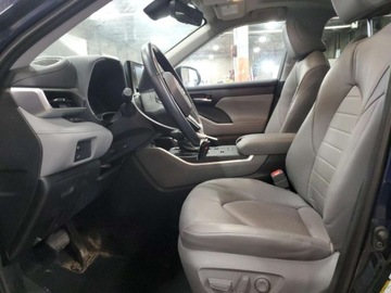 Toyota Highlander III 2021 Toyota Highlander 2021 TOYOTA HIGHLANDER HYBRID XLE 2.5 Hybryda 243KM, zdjęcie 6