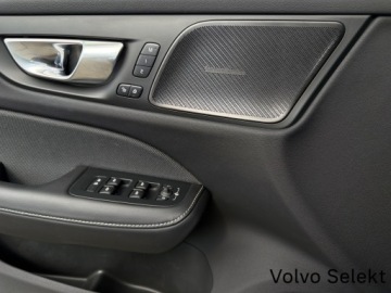 Volvo V60 II  2025 Volvo V60 V60 T6 AWD Plug-In Hybrid Ultra Dark, Pa, zdjęcie 25