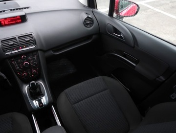Opel Meriva II Mikrovan Facelifting 1.4 Twinport ECOTEC 100KM 2015 Opel Meriva 1.4 i, Klima, Klimatronic, Tempomat, zdjęcie 7