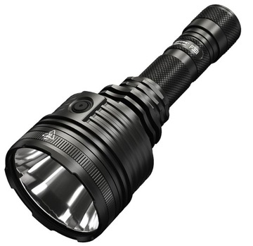 Latarka reflektor i szperacz Nitecore 2000 lm P30i