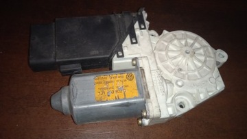 GOLF IV BORA MOTOREK OKNO PRAVÝ 1J1959802D