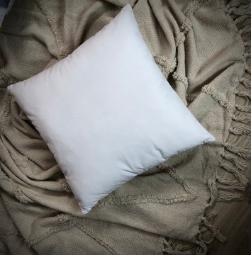 БАРХАТНАЯ НАВУШКА БЕЛАЯ 40х40