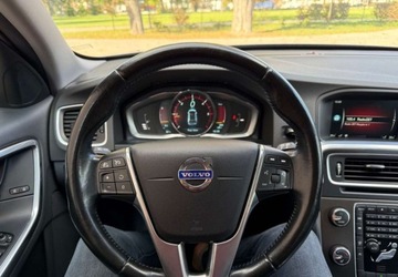 Volvo V60 I Kombi Facelifting 2.0 D4 DRIVE-E 190KM 2015 Volvo V60 Volvo V60 D4 Summum 2.0 Diesel 190KM, zdjęcie 24