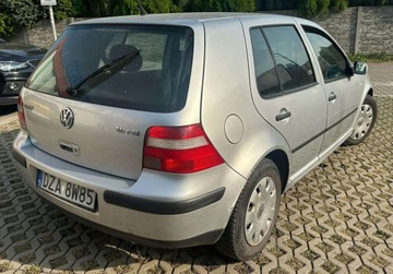 Volkswagen Golf IV Hatchback 1.6 i 16V FSI 110KM 2002 Volkswagen Golf 1.6 benzyna 2002r 1.6 Benzyna 110KM, zdjęcie 3