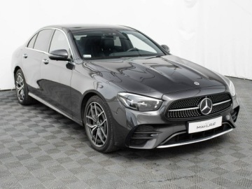 Mercedes Klasa E W213 Limuzyna Facelifting 2.0 220d 200KM 2022 Mercedes E 220 WD6478S#220 d 4-Matic AMG Podgrz.f, zdjęcie 2