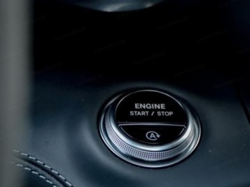 Mercedes AMG GT C190 Coupe 4d Facelifting 4.0 63 585KM 2025 AMG GT 63 4Matic+ Coupe 4.0 (moc 585 KM) 2025, zdjęcie 9