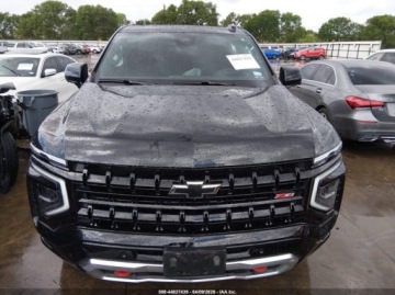 Chevrolet Suburban GMT900 2025 Chevrolet Suburban Z71 6.2 polift 6.2 Benzyna 420KM, zdjęcie 2