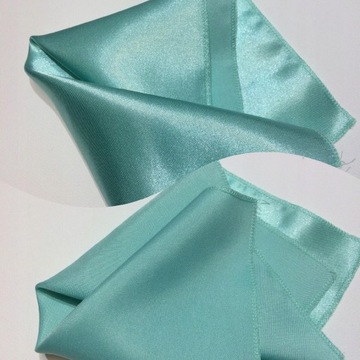 MIĘTOWA POSZETKA CHUSTECZKA WYPUSTKA DO KIESZONKI