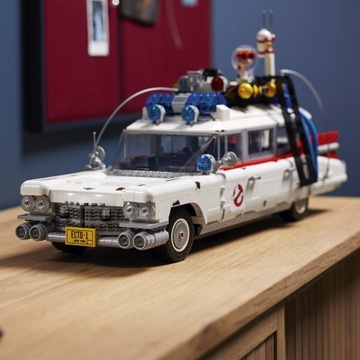 LEGO — CREATOR EXPERT — ECTO-1 «Охотники за привидениями» — 10274