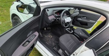 Dacia Sandero III Hatchback 5d 1.0 TCe 90KM 2022 Dacia Sandero Dacia Sandero TCe 90 Comfort Benzyna 91KM, zdjęcie 31