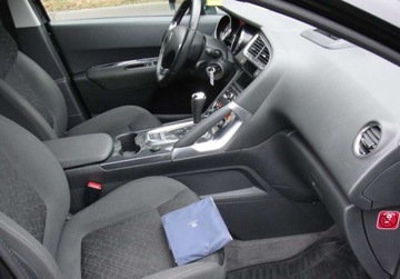 Peugeot 3008 I 2015 Peugeot 3008 1,6 HDI Automat 1.6 Diesel 120KM, zdjęcie 6