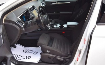 Ford Mondeo V Kombi Facelifting 2.0 EcoBlue 150KM 2020 Ford Mondeo SW 2.0 TDCI Titanium Edition Kamera Navi Alum Pdc 2.0 Diesel, zdjęcie 18