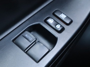 Toyota Yaris III Hatchback 5d Facelifting 2017 1.5 Hybrid 100KM 2020 Toyota Yaris 1.5 Hybrid, Salon Polska, zdjęcie 13