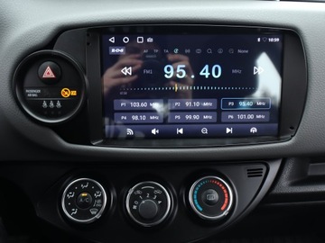 Toyota Yaris III Hatchback 5d Facelifting 1.0 VVT-i 69KM 2016 Toyota Yaris 1.0 VVT-i, Salon Polska, zdjęcie 12