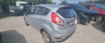Ford Fiesta VII 2015 Ford Fiesta 2015r, 1.6 TDCI. Lekko uszkodzony przod i tyl. Jezdzi. 1.6, zdjęcie 2