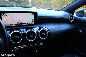 Mercedes Klasa A W177/V177 Hatchback 1.3 160 109KM 2020 Mercedes-Benz Klasa A Mercedes-Benz Klasa A 160 Style 1.3 Benzyna 109KM, zdjęcie 26