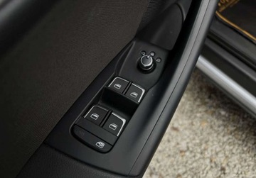 Audi Q3 I SUV Facelifting 2.0 TDI 150KM 2018 Audi Q3 2.0 TDI 150KM navi S-tronic GWARANCJA bezwypadkowa 2.0, zdjęcie 33