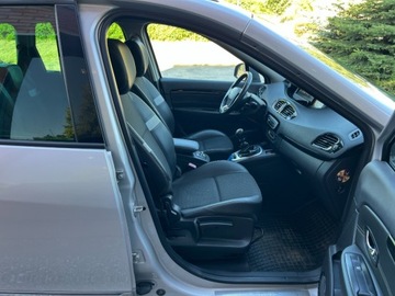 Renault Grand Scenic II Grand Scenic Facelifting 1.6 dCi eco2 130KM 2013 Renault Grand Scenic 1.6 diesel 130 KM 6 biegow 7 miejsc zarej w PL z, zdjęcie 18