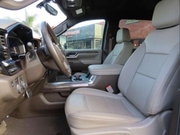 Chevrolet Silverado II 2024 Chevrolet Silverado 2024 CHEVROLET SILVERADO K2500 HEAVY DUTY LTZ 6.6 470KM, zdjęcie 7