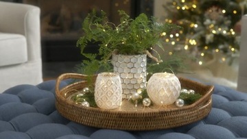 Теплые, сдержанные проволочные светильники с 30 светодиодными батареями.