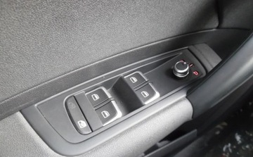 Audi A1 I Sportback 5d Facelifting 1.0 TFSI ultra 95KM 2016 Audi a1 2016r, 1.0 TFSI. Uszkodzone boki. Jezdzi. Benzyna 95KM, zdjęcie 10