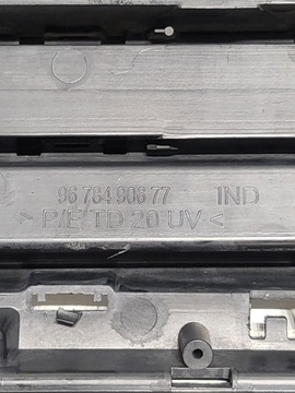 DRŽÁK VÝZTUHA NÁRAZNÍKU MASKA PŘEDNÍ PEUGEOT 2008 I 9678490677