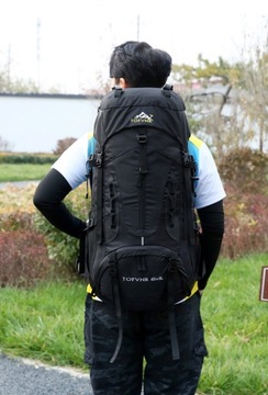 ТРЕККИНГ, СПОРТ, ПУТЕШЕСТВИЯ РЮКЗАК ДЛЯ ГОРНЫХ ПОЕЗДОК 70Л