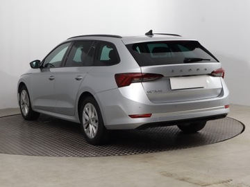 Skoda Octavia IV Scout 1.5 TSI ACT 150KM 2021 Skoda Octavia 1.5 TSI, Salon Polska, zdjęcie 3