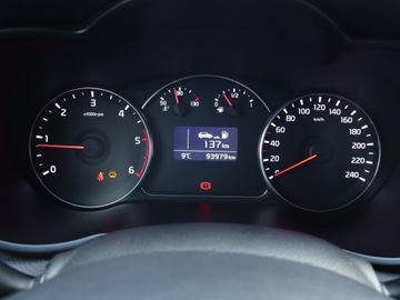 Kia Carens IV Minivan Facelifting 1.7 VGT CRDI 115KM 2017 Kia Carens 1.7 CRDi, Klima, Klimatronic, Tempomat, zdjęcie 10