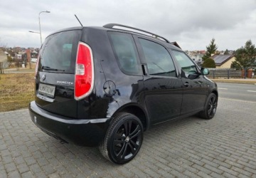 Skoda Roomster Mikrovan Facelifting 1.2 TSI 85KM 2014 Skoda Roomster Noire Black Edition Czujniki Parkowania Grzane Fotele 1.2, zdjęcie 19