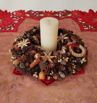 Венок-украшение венок 32 см, натуральные рождественские и праздничные шишки