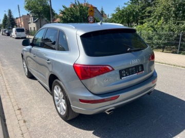 Audi Q5 I SUV 3.2 FSI 270KM 2010 Audi Q5 3.2 FSI S-TRONIC QUATTRO AUTOMAT SKORY XENONY GRZANE FOTELE PANORA, zdjęcie 1