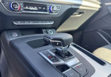 Audi Q5 II 2023 Audi Q5 - gwarancja fabryczna, VAT 23 2.0 Benzyna 204KM, zdjęcie 10