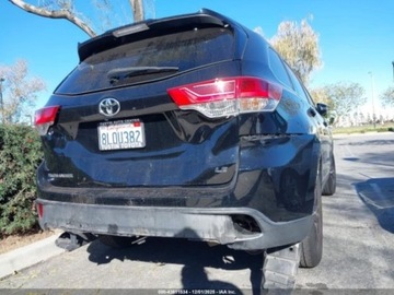 Toyota Highlander II 2019 Toyota Highlander LE PLUS, V6, od ubezpieczalni 3.5 Benzyna 295KM, zdjęcie 6