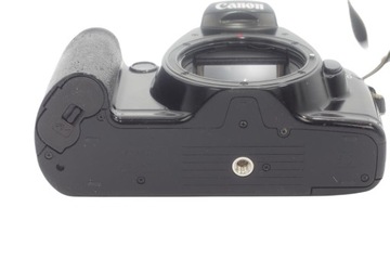 CANON EOS 3000 - для ремонта, запчасти, коллекции